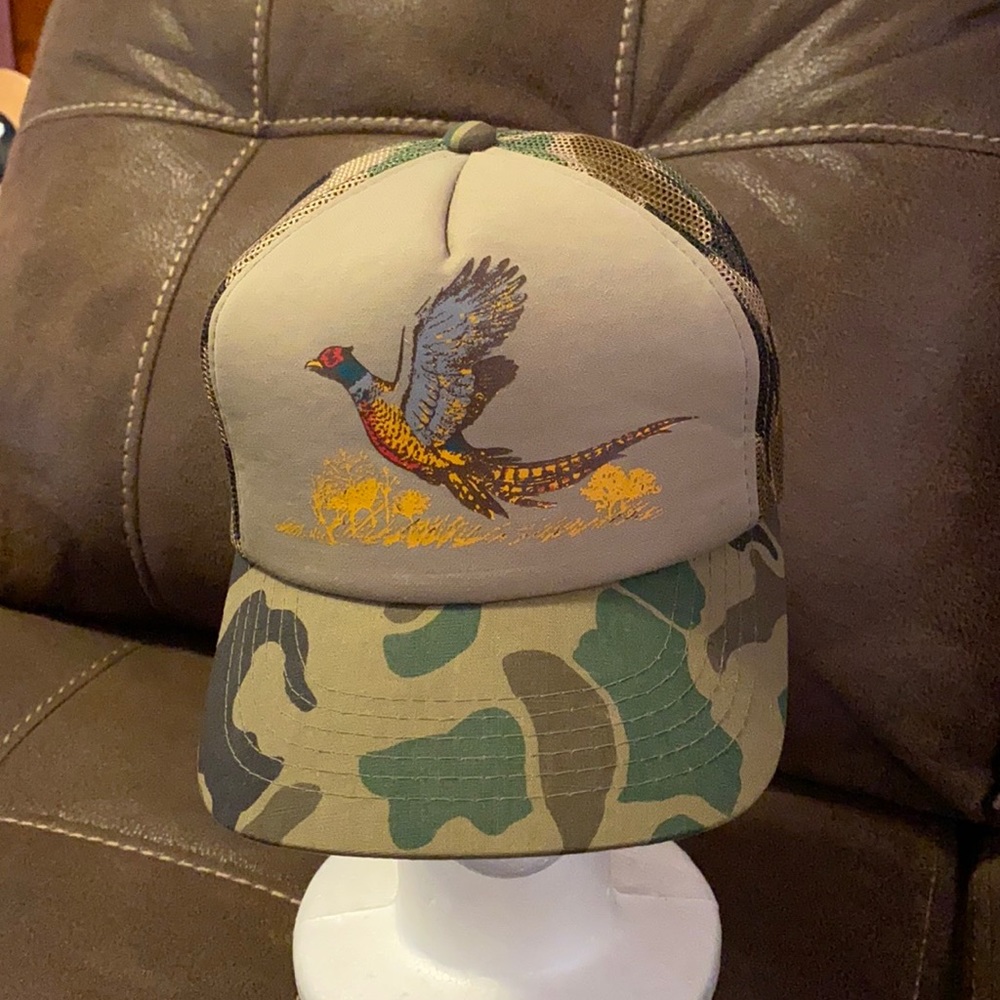The baseball style hat like new
